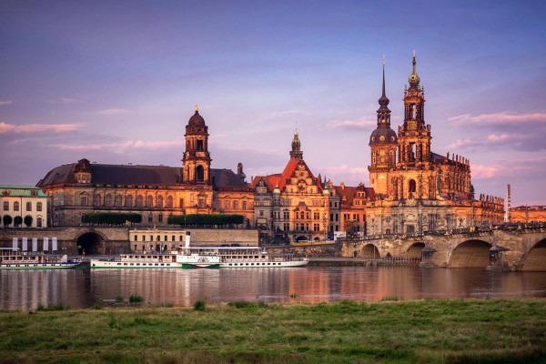 Wandbild Dresden - Dresdner Königsufer zum Sonnenaufgang (Motiv 00976)