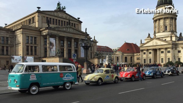 Stadtrundfahrt im VW T2 durch Berlin